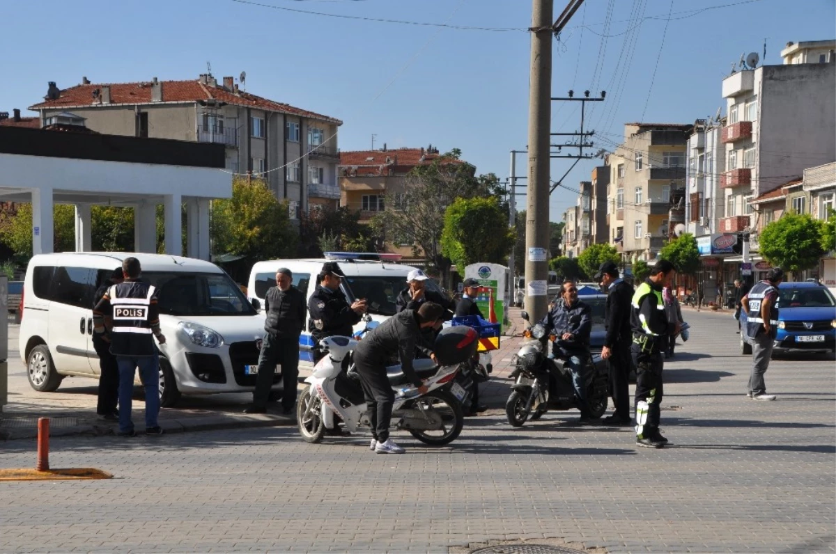 Gönen Emniyeti\'nden Motosiklet Denetimi