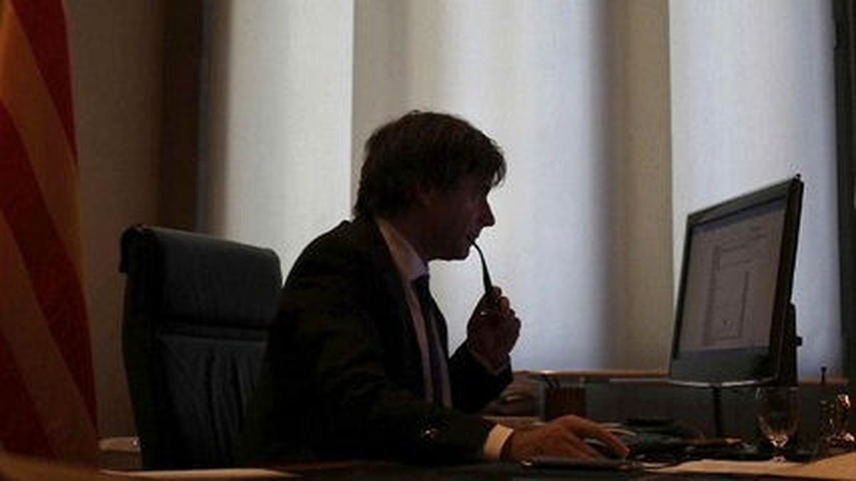 Katalan Lider Puigdemont Siyasi Baskı Altında