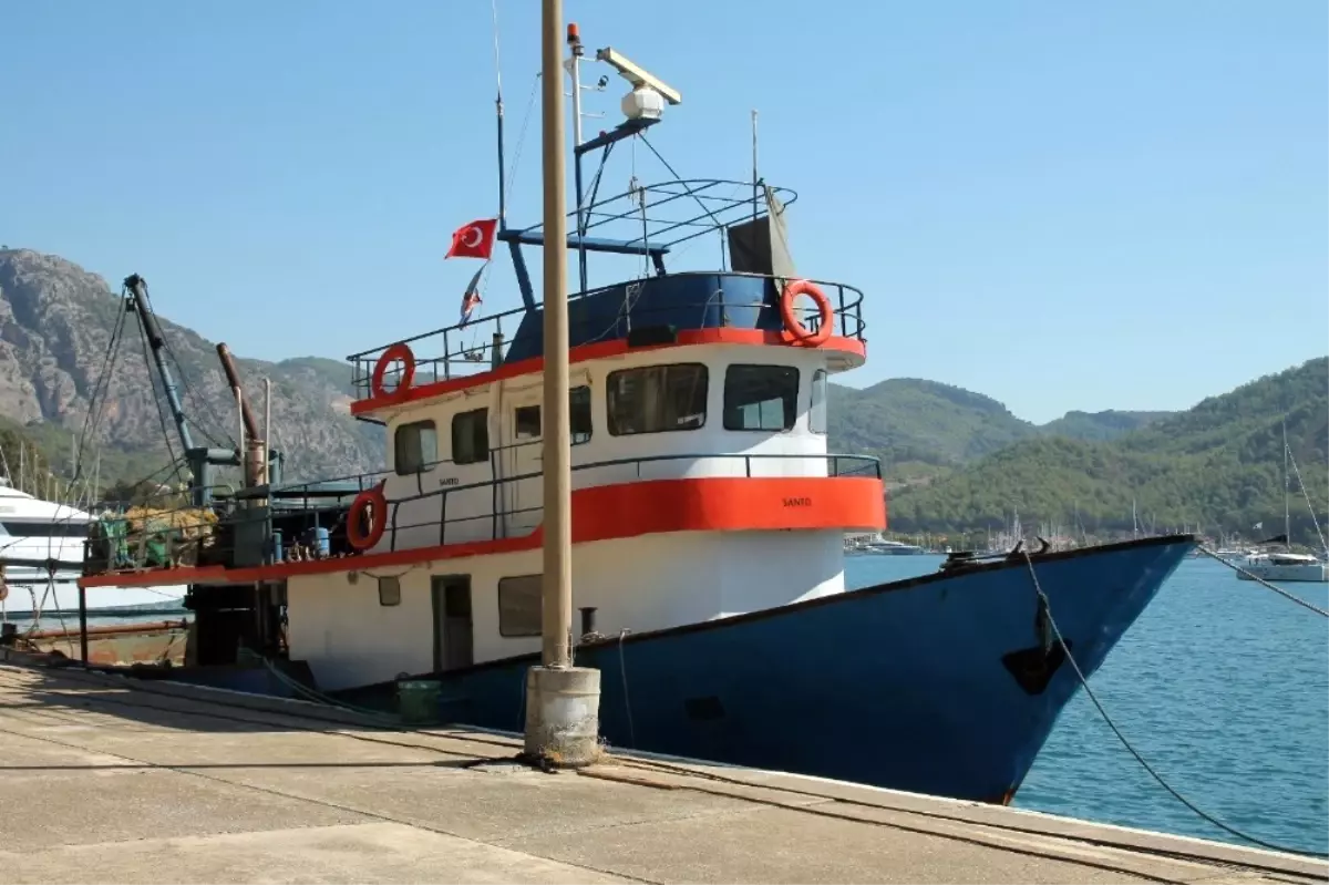 PKK\'lı Hainleri Lazkiye\'den Muğla\'ya Getiren Balıkçı Teknesi İlk Kez Görüntülendi