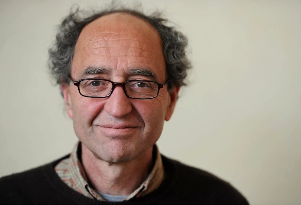 Türkiye\'nin Kırmızı Bültenle Aradığı Yazar Doğan Akhanlı, Köln\'e Geri Dönüyor