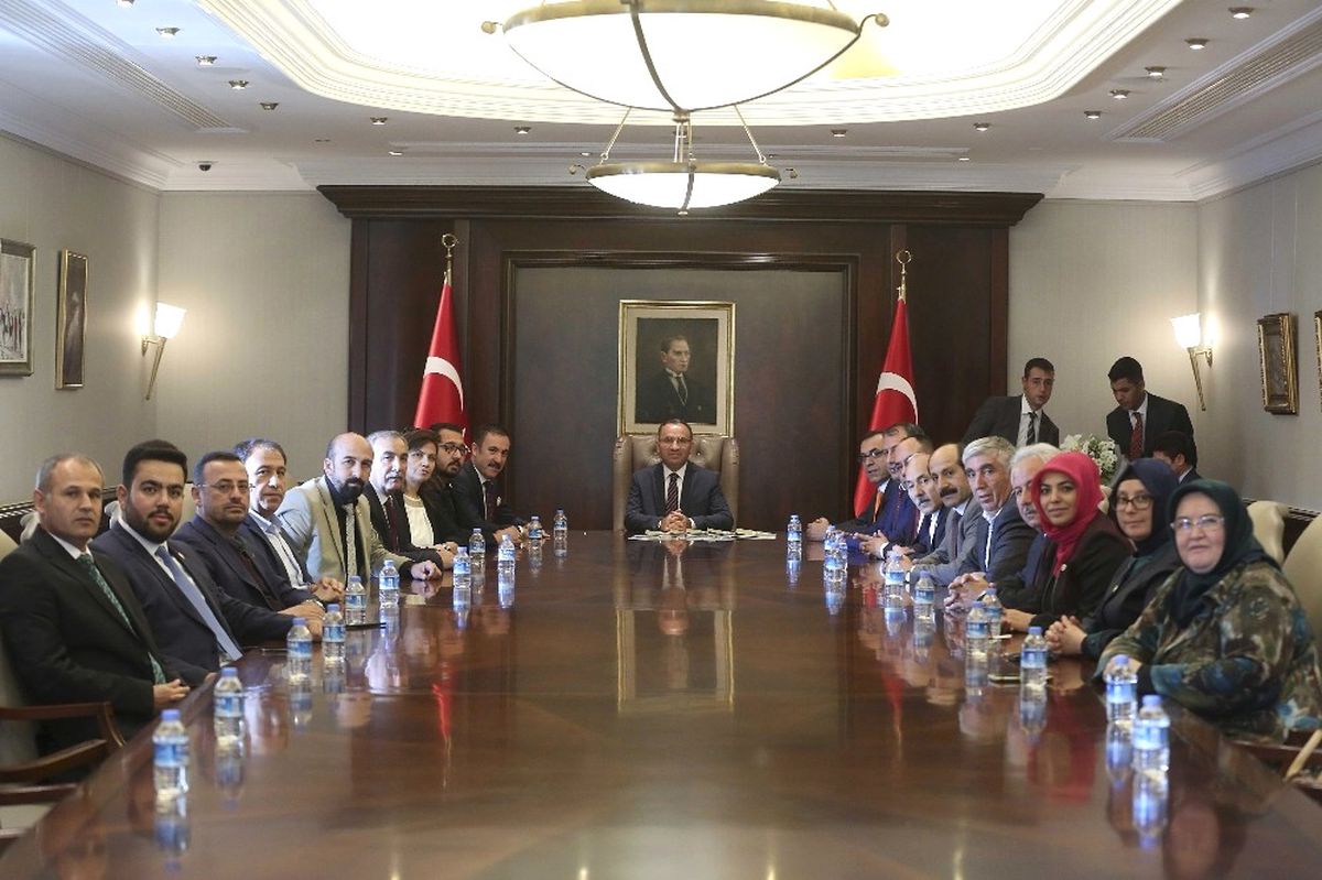 Ahid\'den Başbakan Yardımcısı Bozdağ\'a Ziyaret