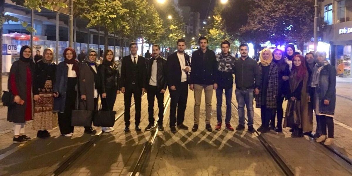 Ak Gençler 5 Bin Vatandaşa Trafik Kurallarını Hatırlattı