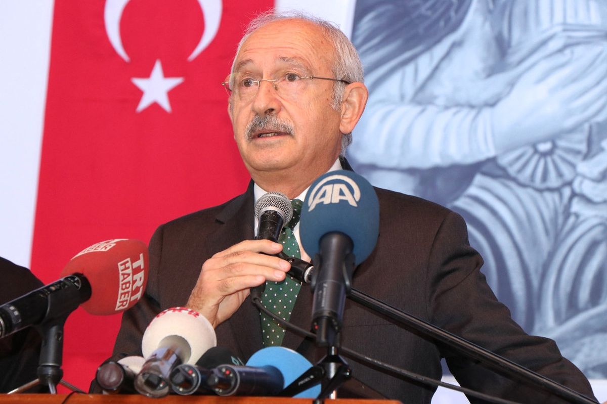 Bakan Kurtulmuş\'u Tebrik Etti