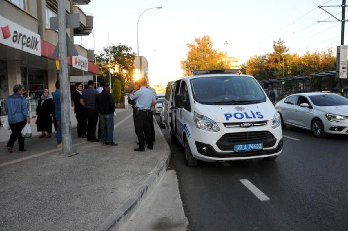 Gaziantep\'te Otomobilden 28 Bin Liralık Hırsızlık