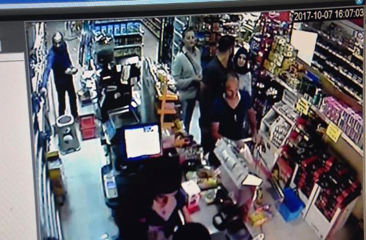 Marketteki Hırsızlık Güvenlik Kamerasında