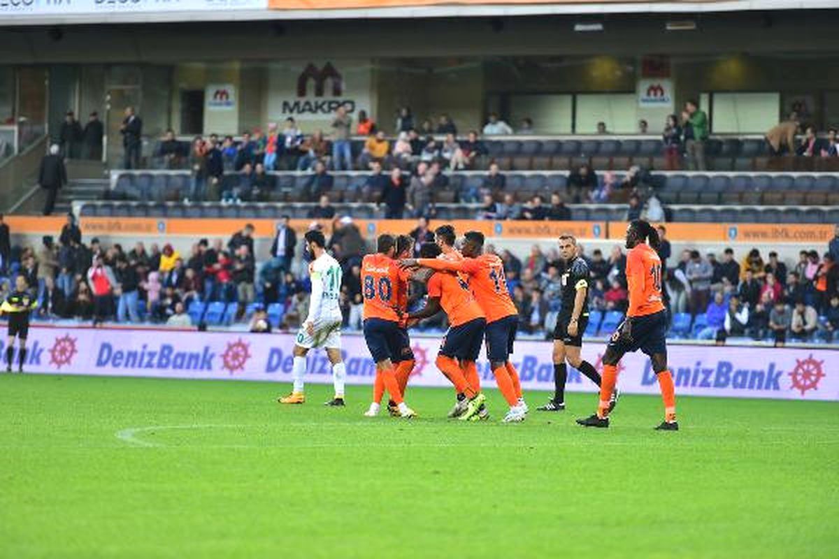 Medipol Başakşehir - Aytemiz Alanyaspor: 2 - 1