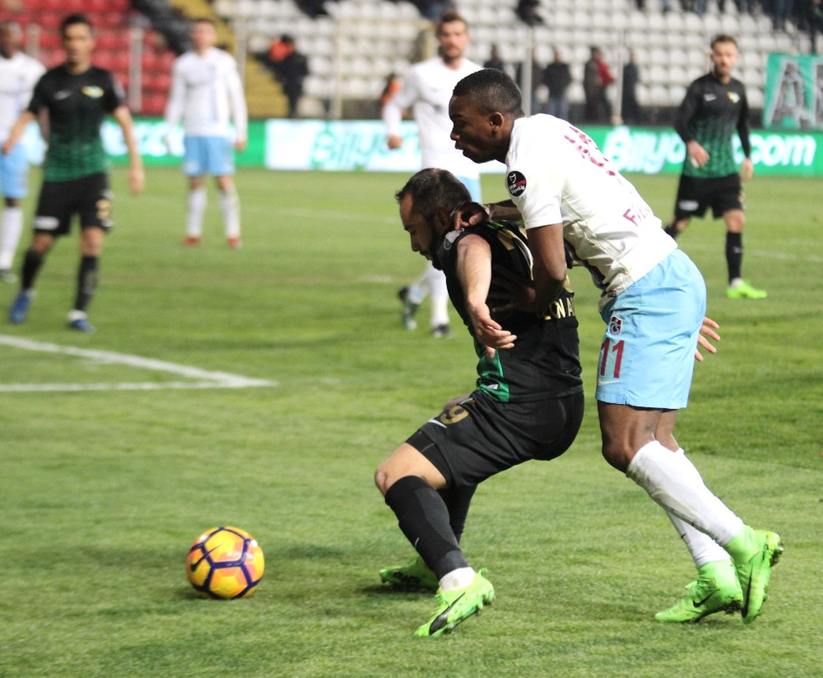 Trabzonspor ile Teleset Mobilya Akhisarspor 11. Randevuda