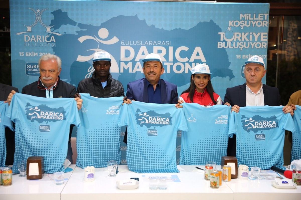 Başkan Karabacak, Yarı Maratonda Ter Dökecek Sporcularla Buluştu