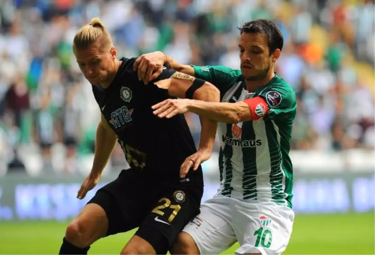 Bursaspor Evinde İlk Galibiyetini Almak İstiyor