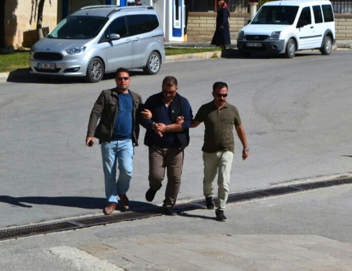 Esnaftan Şantaj Yoluyla Para Almaya Çalışan Sahte MİT\'çiler Tutuklandı