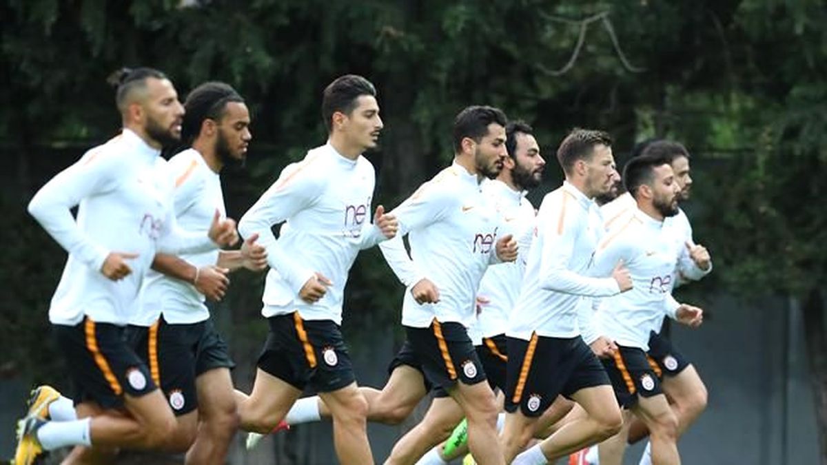 Galatasaray Derbi Hazırlıklarına Başladı