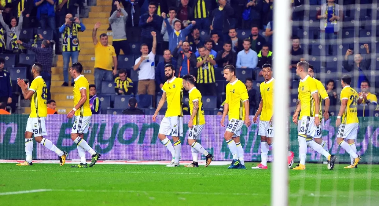 Kadıköy\'de İlk Yarıda 3 Gol