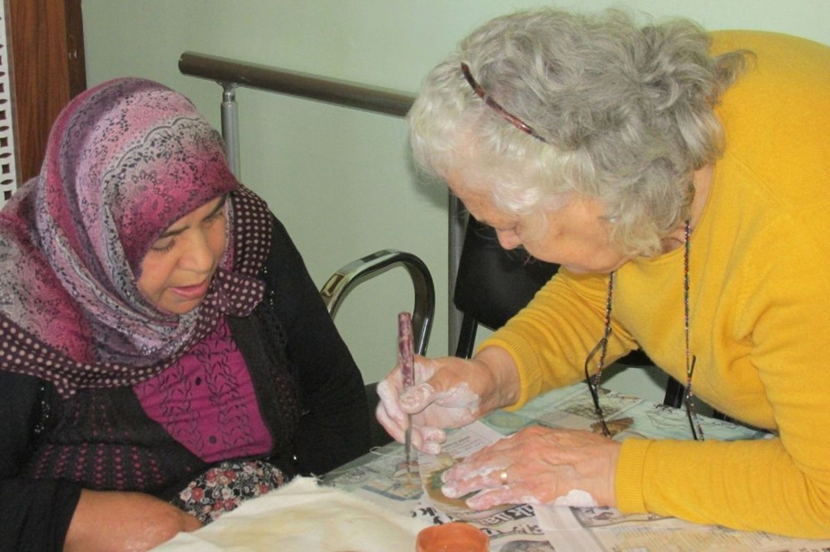 Koca Çınarlara Seramik Dersi