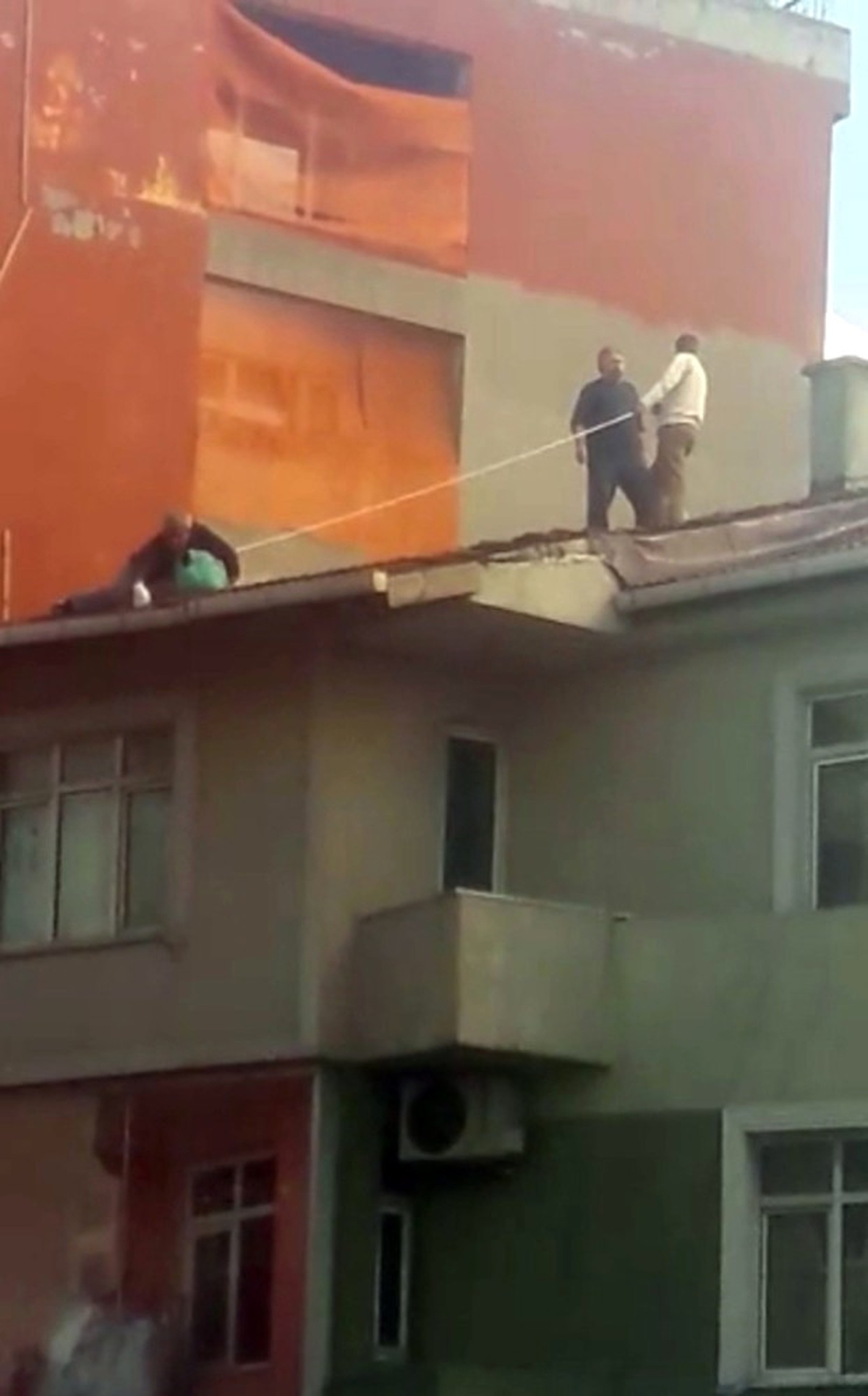 İstanbul\'da Düşündüren "İş Güvenliği" Kamerada