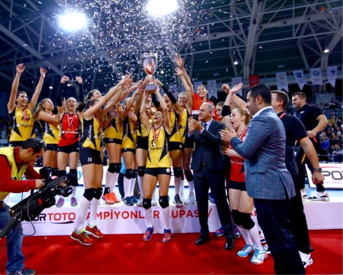 Spor Toto Kadınlar Şampiyonlar Kupası Vakıfbank\'ın Oldu