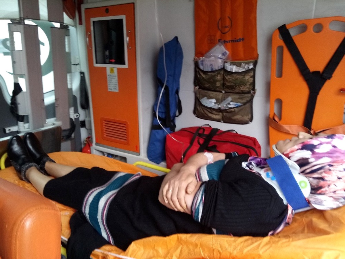 Tem Otoyolunda Midibüsle Otomobil Çarpıştı: 3 Yaralı
