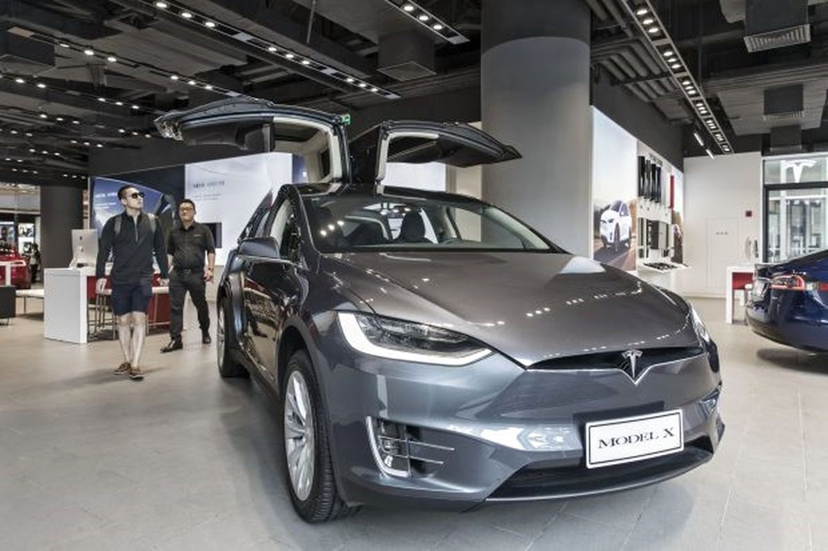 Tesla 11 Bin Model X Suv Aracını Geri Çağırdı, Peki Sorun Ne?