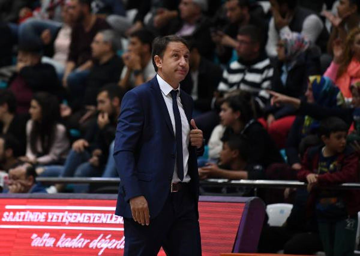 Tofaş Başantrenörü Orhun Ene: "Zorlu Bir Periyodun İçerisindeyiz"