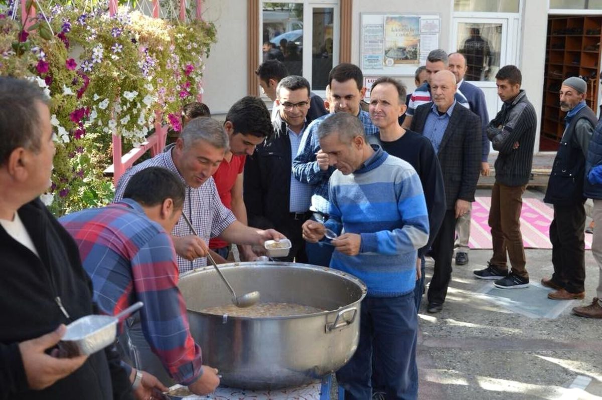 Yahşihan\'da Aşure Bereketi