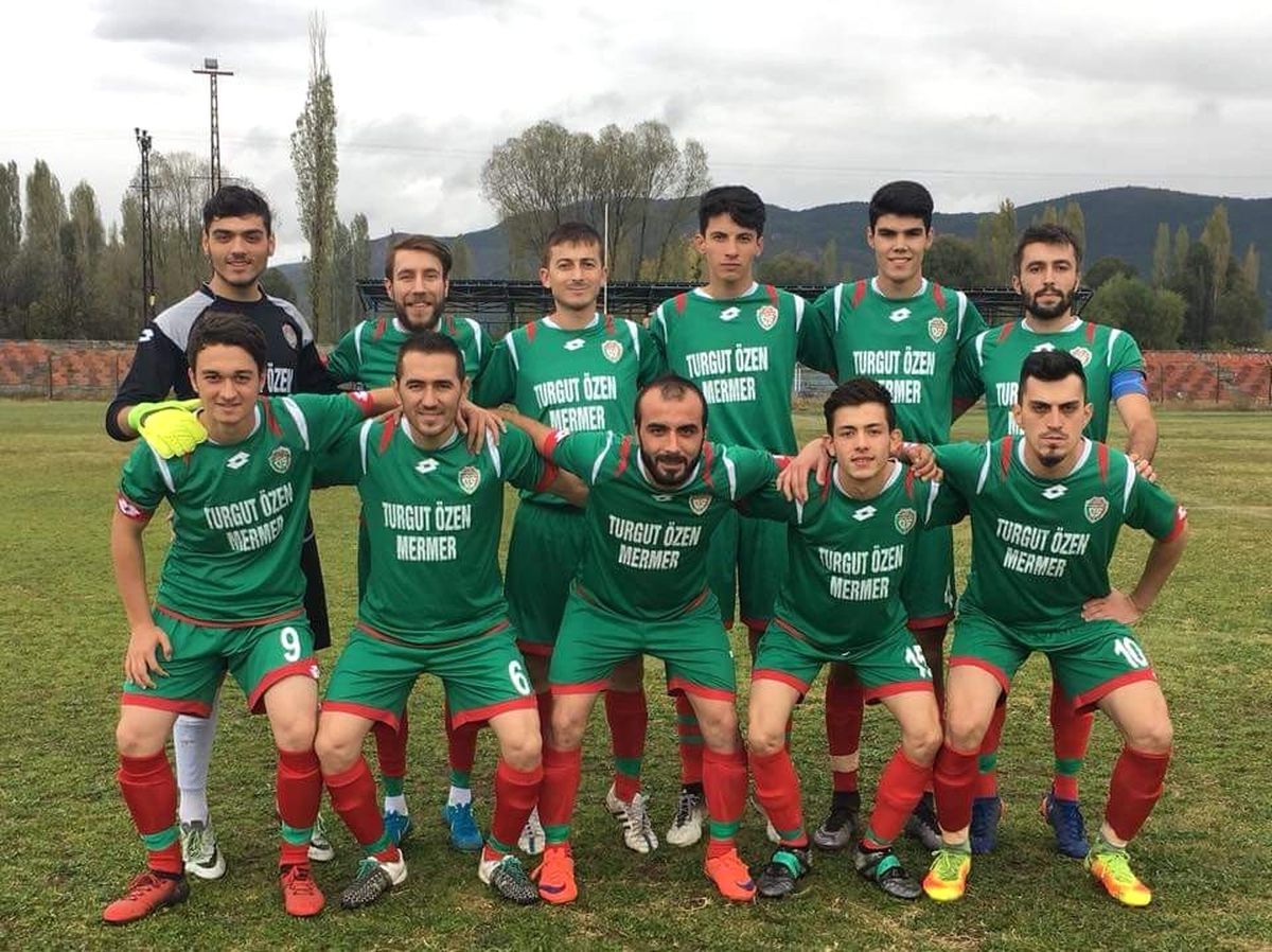 1308 Osmaneli Belediyespor 4\'de 4 Yaparak Averajla Liderliğini Sürdürdü