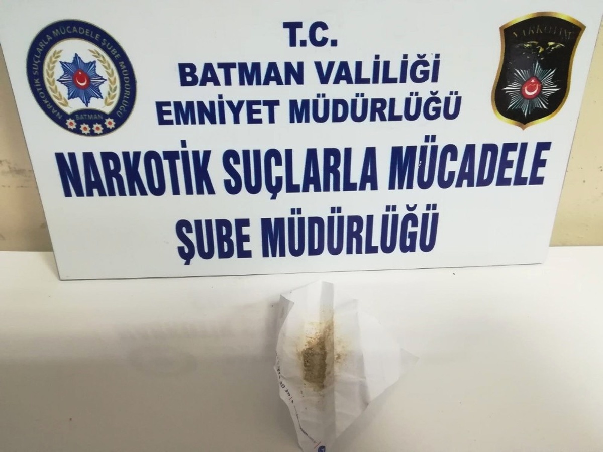 5 Kişinin Üst Aramasında Uyuşturucu Ele Geçirildi