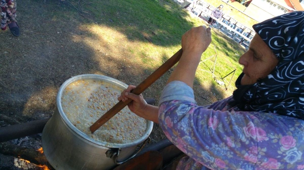 Balya\'da Aşure Hayrı İlgi Gördü