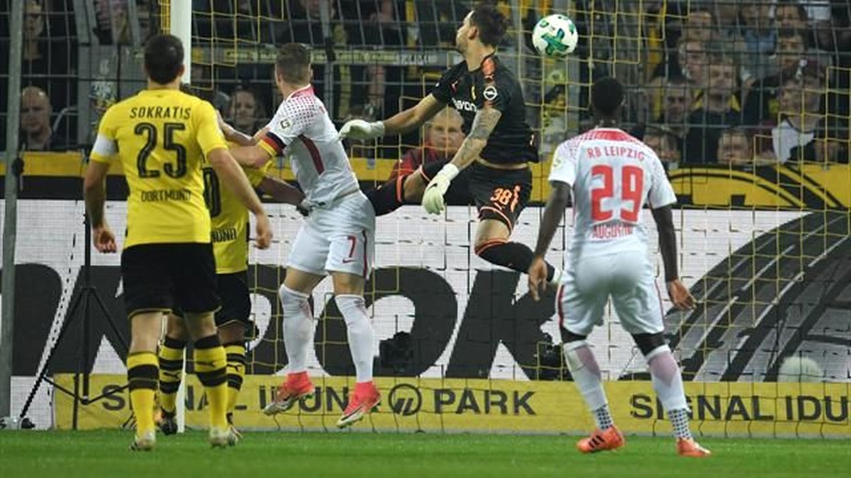 Bundesliga\'da Dortmund\'un Zirve Yalnızlığı Son Buldu