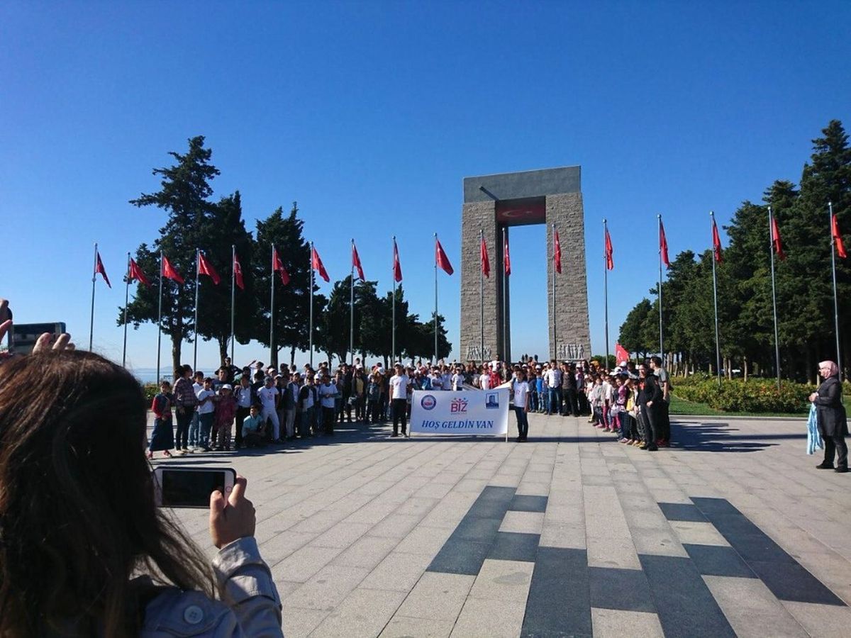 Çanakkale\'ye Giden Bahçesaraylı Öğrenciler İlçeye Döndü