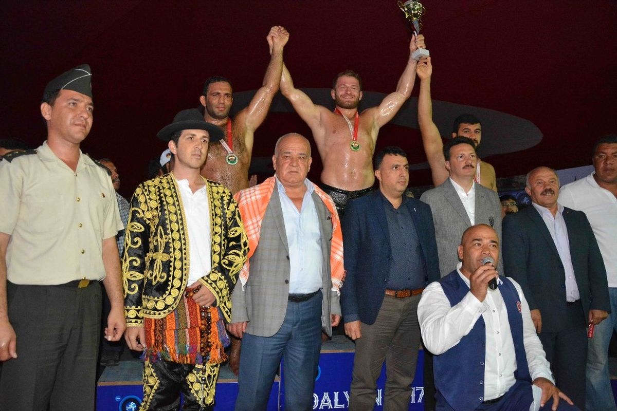 Dalyan\'da Başpehlivan İsmail Balaban