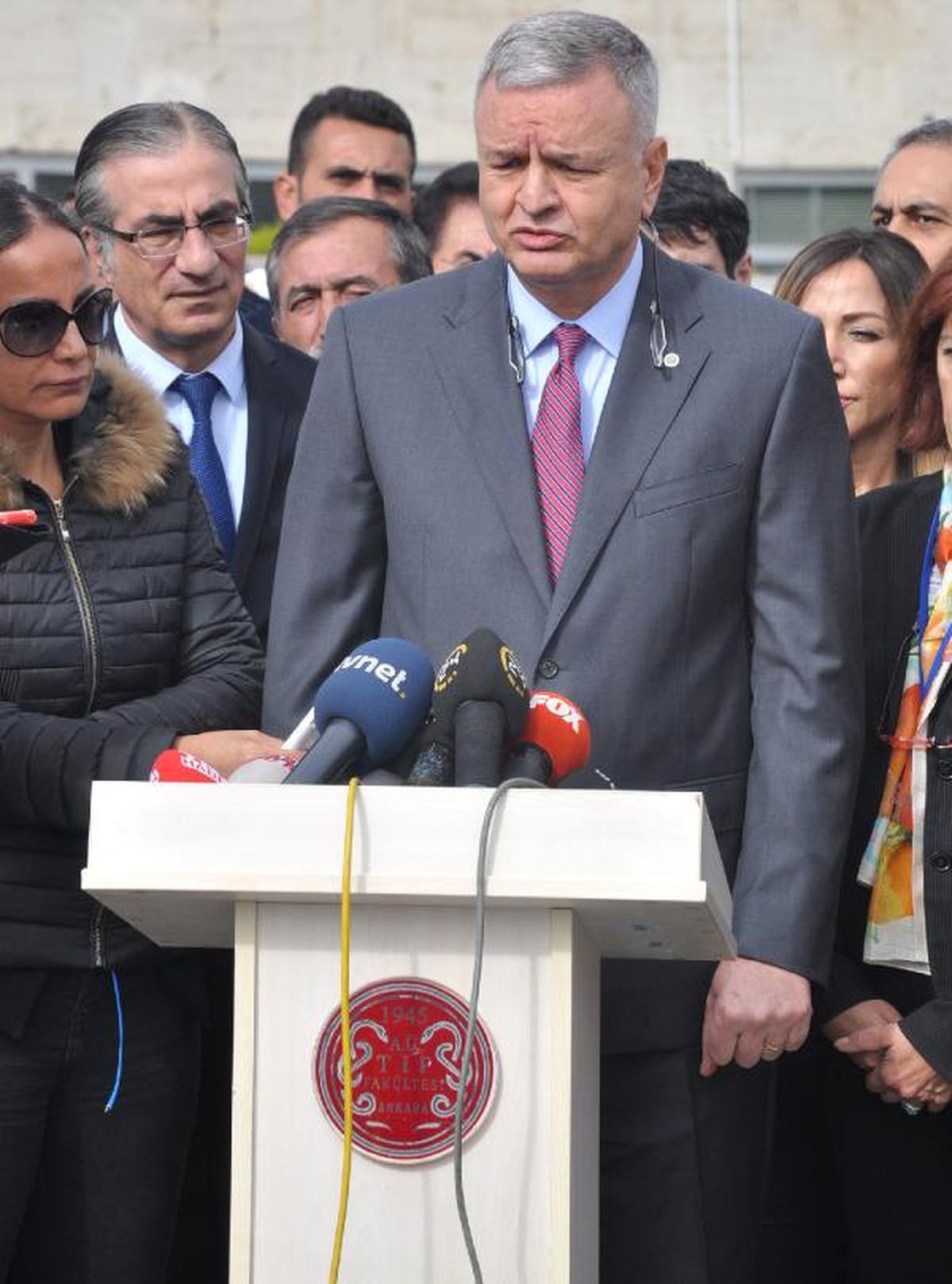 Deniz Baykal, Yoğun Bakımda (4 )