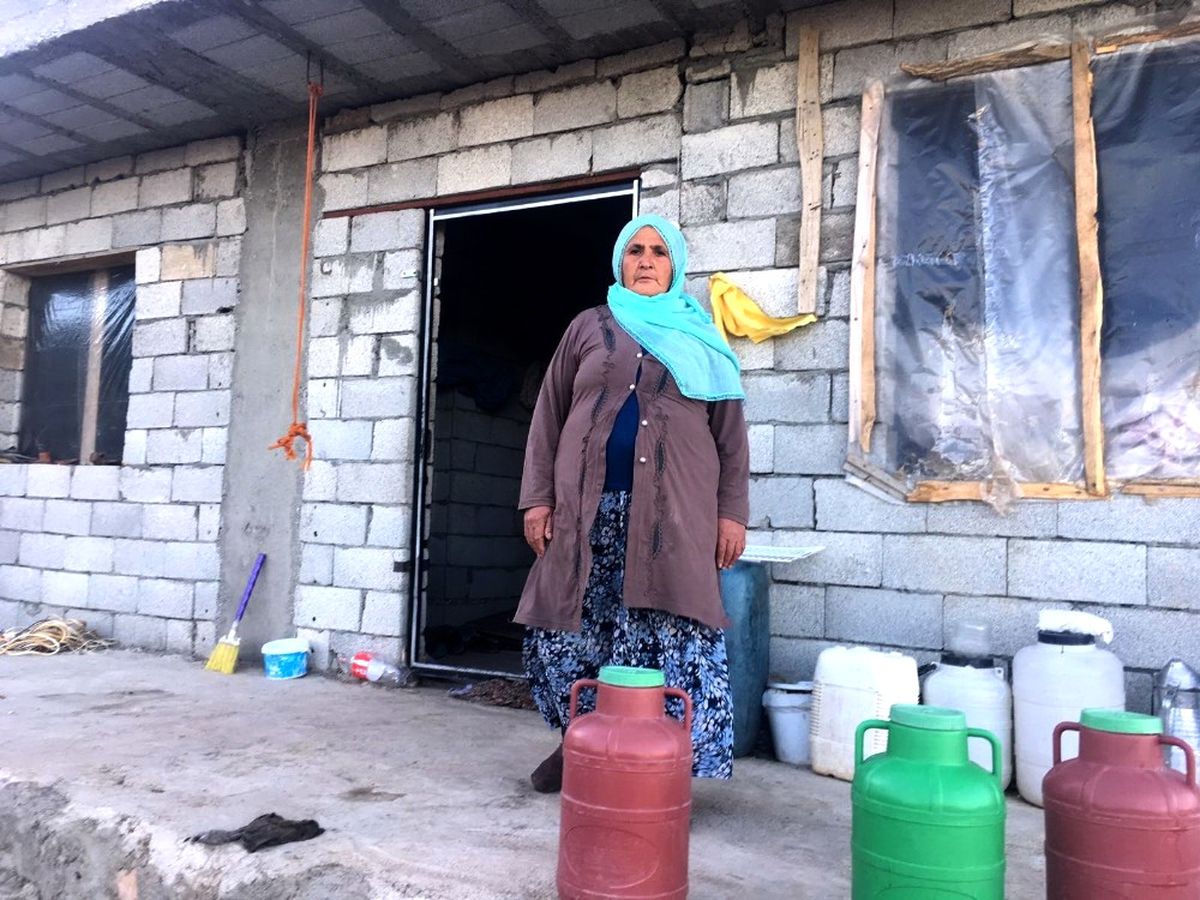 Dört Yıldır Elektriksiz Yaşıyor