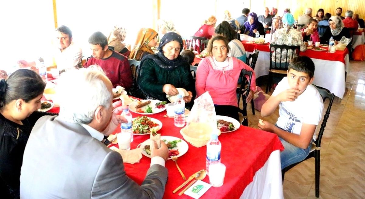 Engelliler Halfeti\'de Gönüllerince Eğlendi