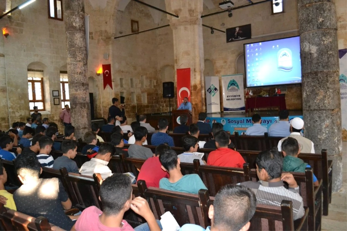 Eyyübiye Belediyesinden Gençlere Seminer