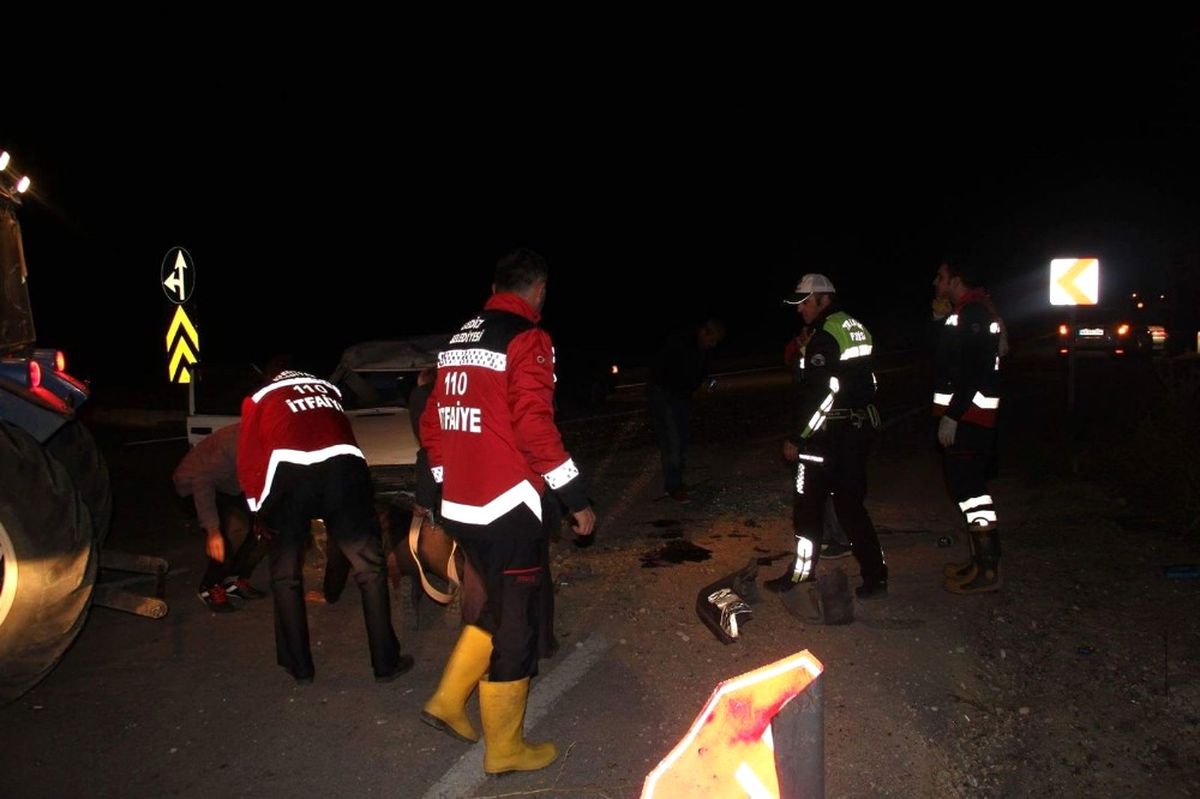 Düzeltme...gediz\'de Trafik Kazası: 1 Yaralı