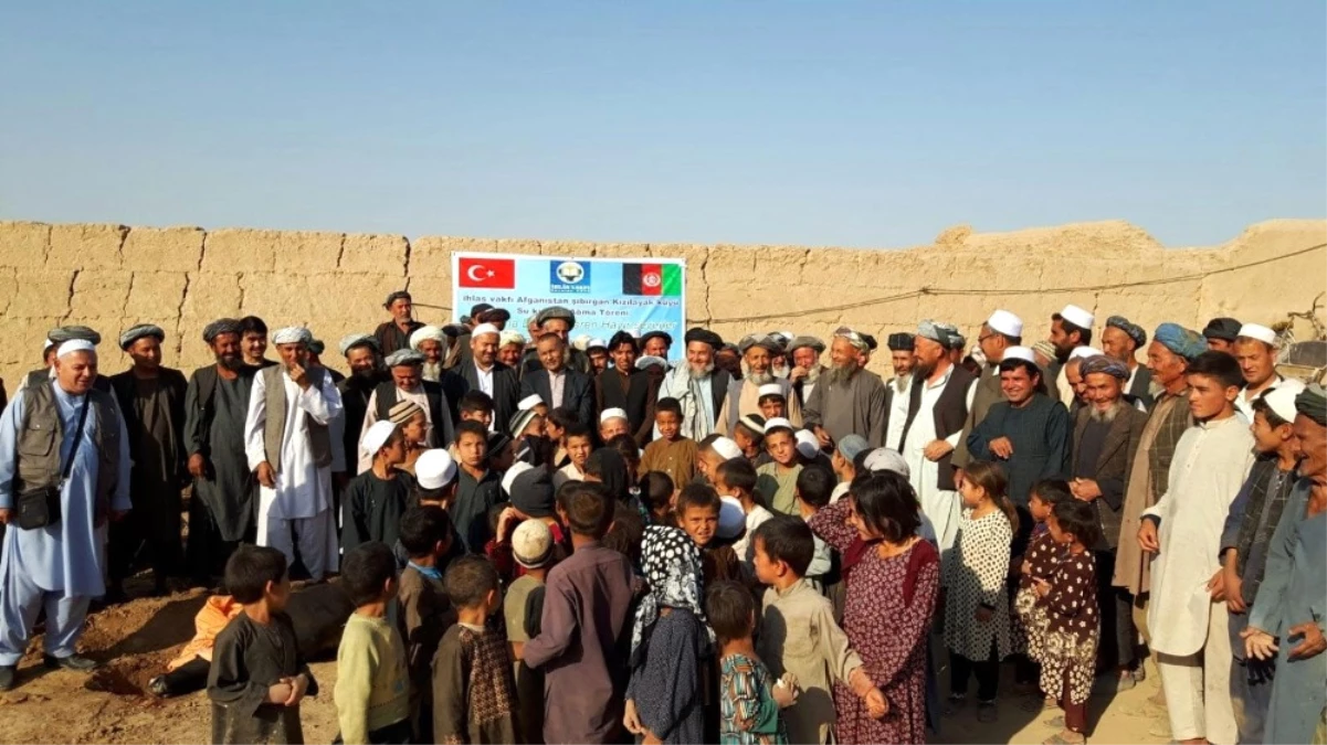 İhlas Vakfı Afganistan\'da Su Kuyusu Açtı