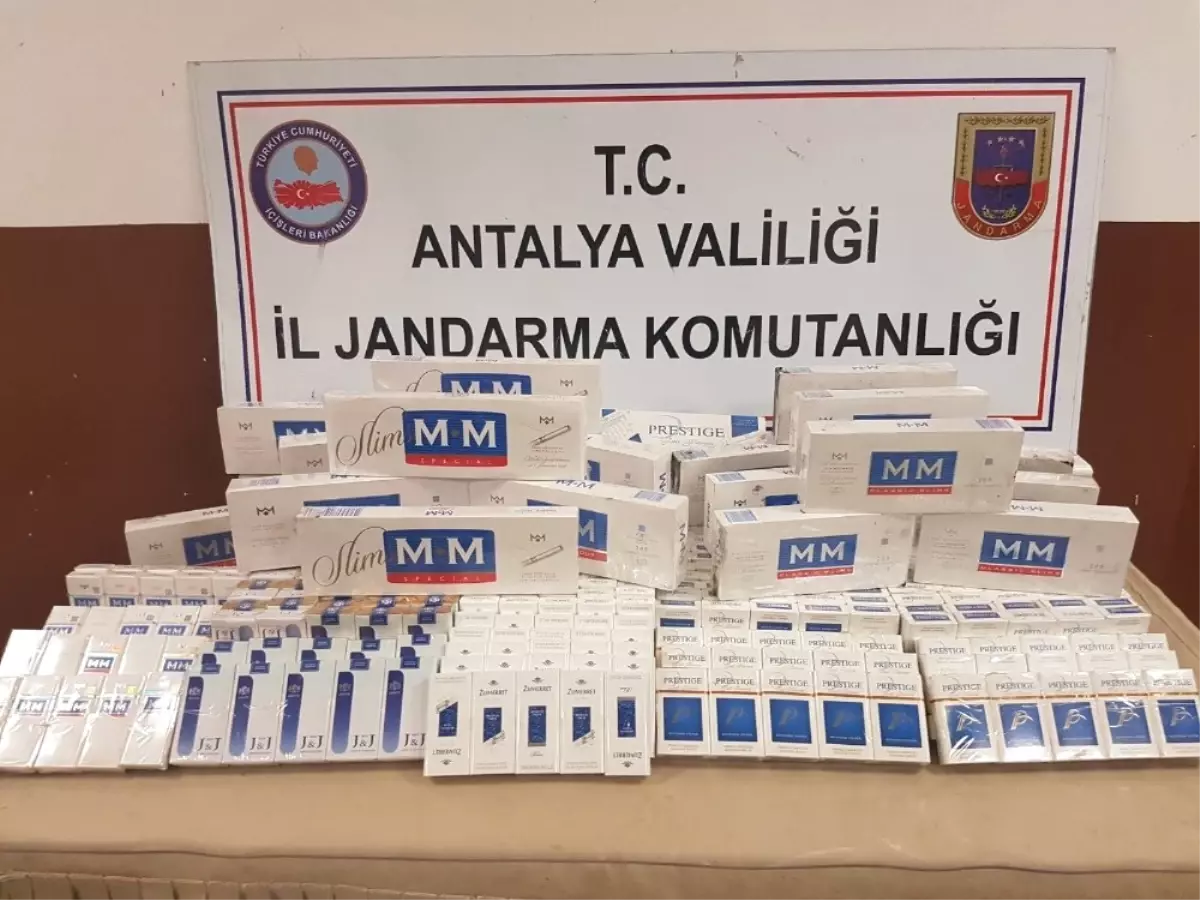 Jandarma\'dan Kaçak İçki, Kaçak Sigara ve Uyuşturucu Operasyonu