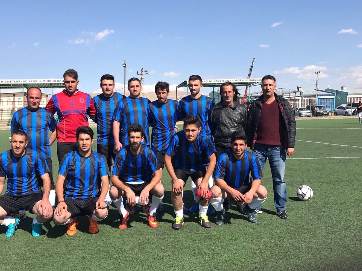 Kaymakam Vardar\'dan Özalpspora Destek