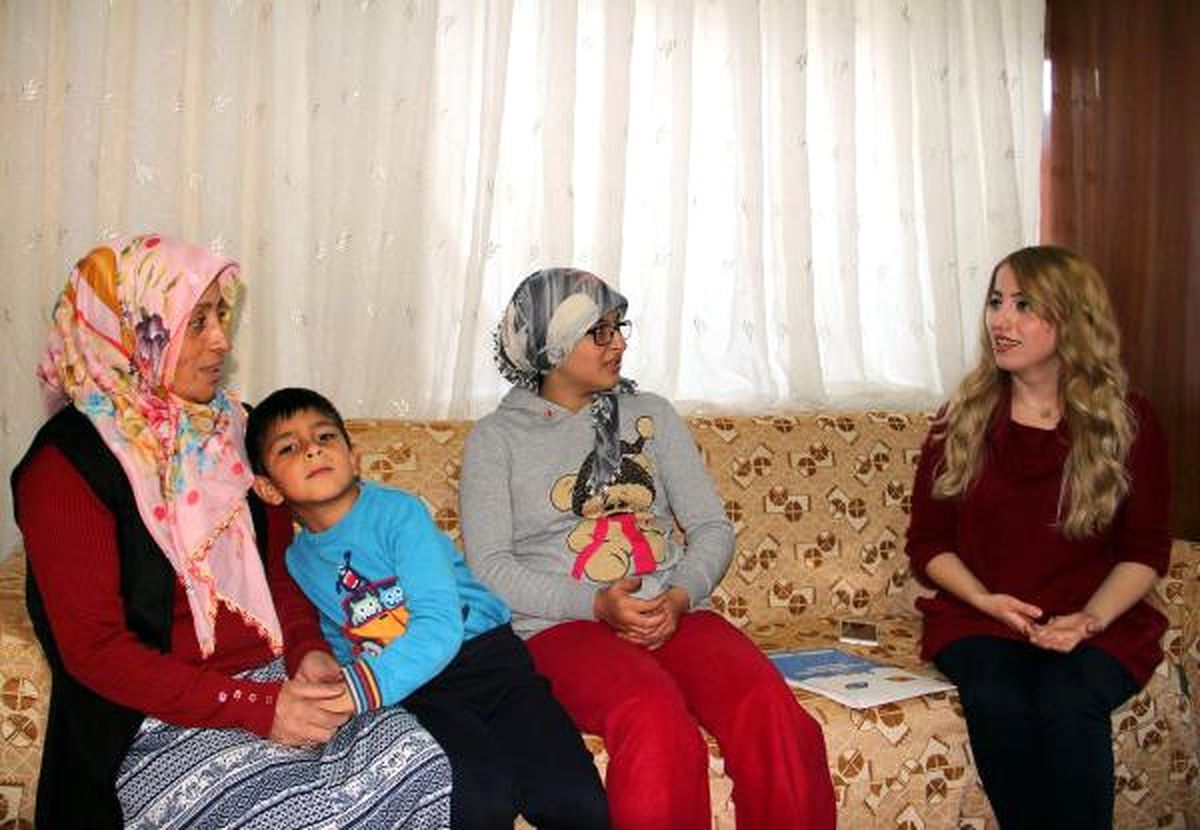 Konteynerde Yaşayan Aileye Belediyeden Yardım Eli