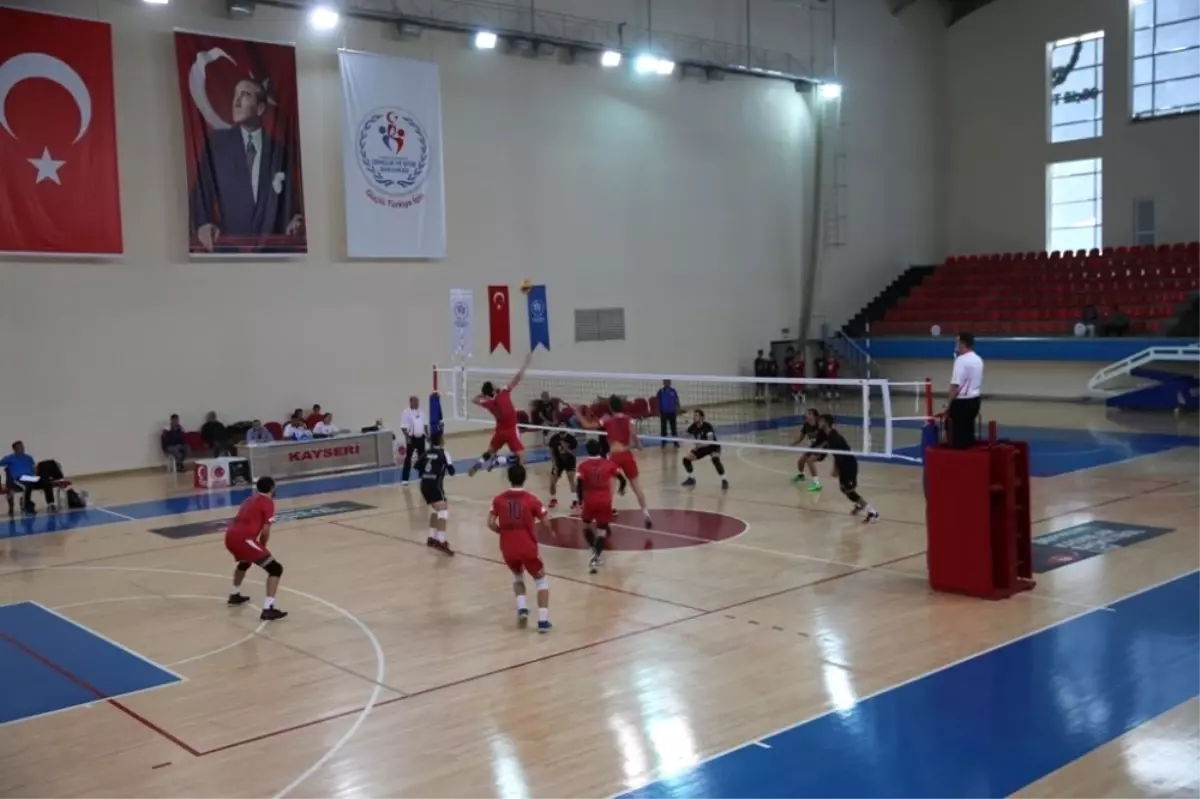 Melikgazi Belediyespor Haftaya Galibiyetle Başladı