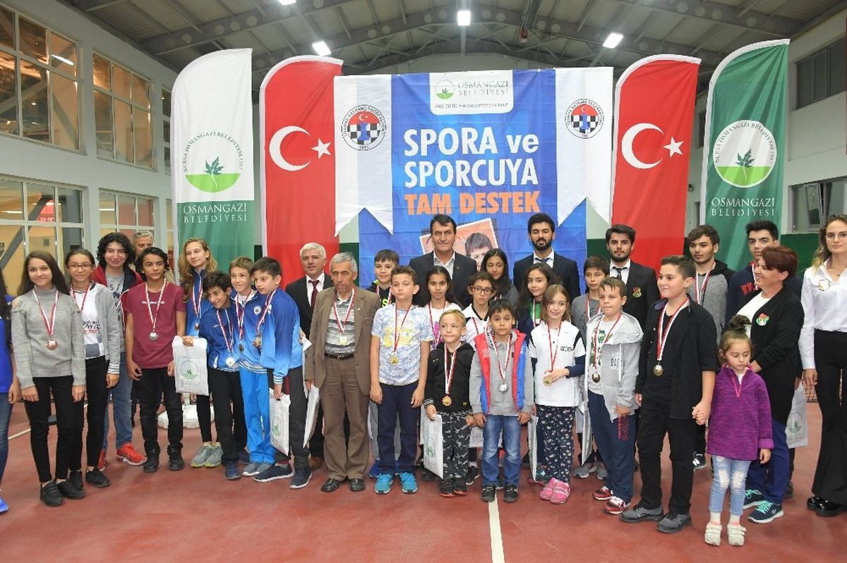 Satranç Ustaları Osmangazi\'de Buluştu