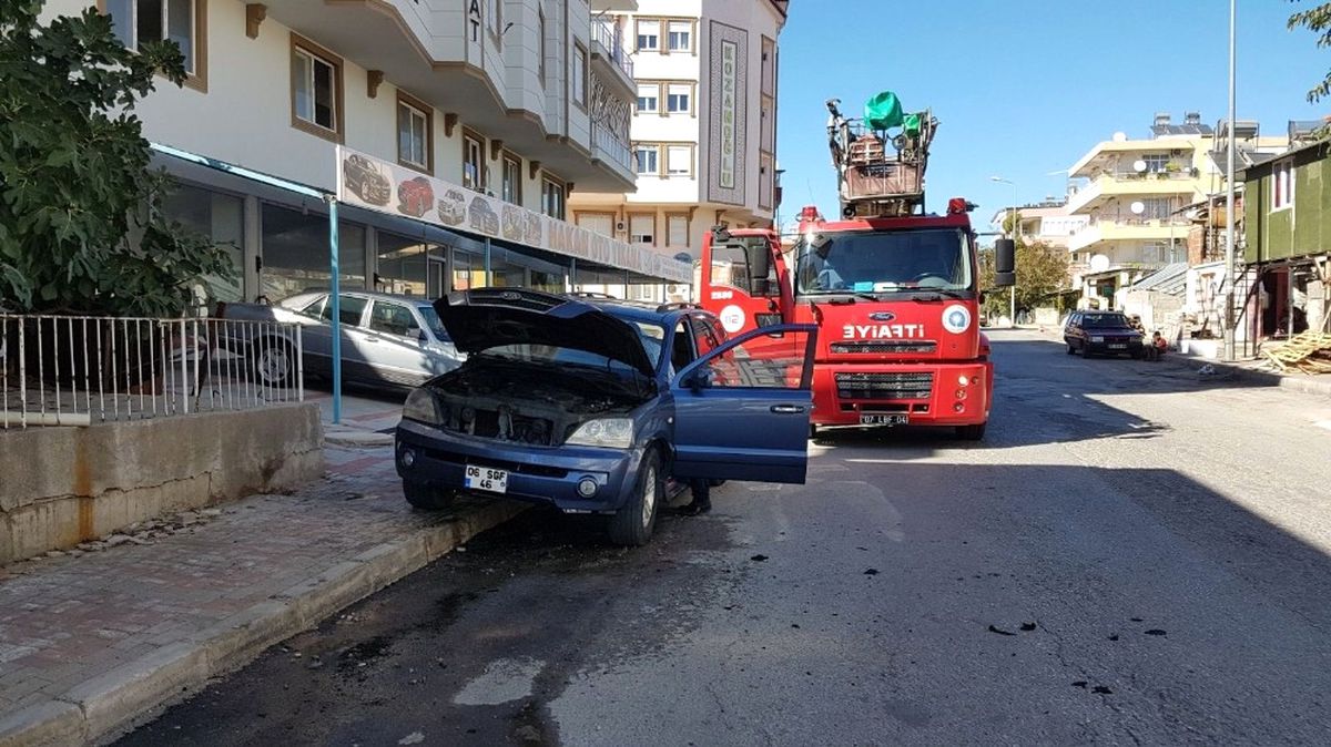 Seyir Halindeki Araçta Yangın Çıktı