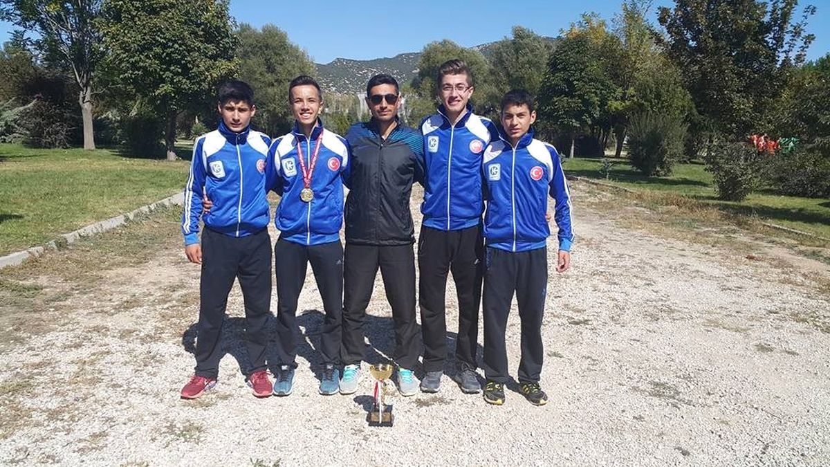Simavlı Atletler Başarıya Doymuyor