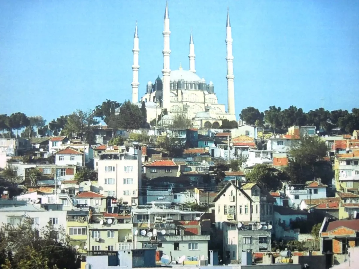 Ulu Cami\'de Yeni Yönetim