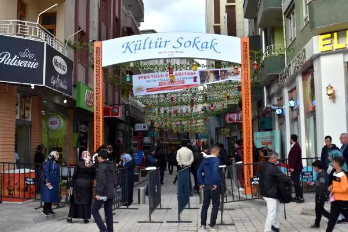 Van\'da Kültür Sokağı Açıldı