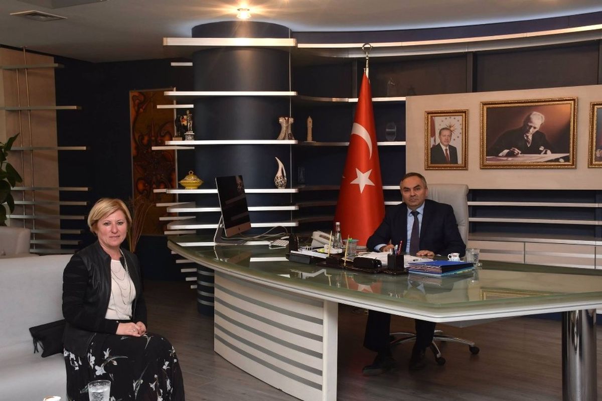 Baro Başkanı Azade Ay\'dan Başkana Hayırlı Olsun Ziyareti