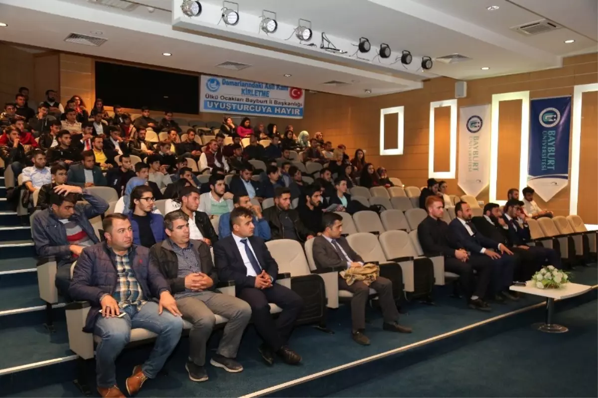 Bayburt\'ta \'Uyuşturucu ile Mücadele\' Konferansı Düzenlendi