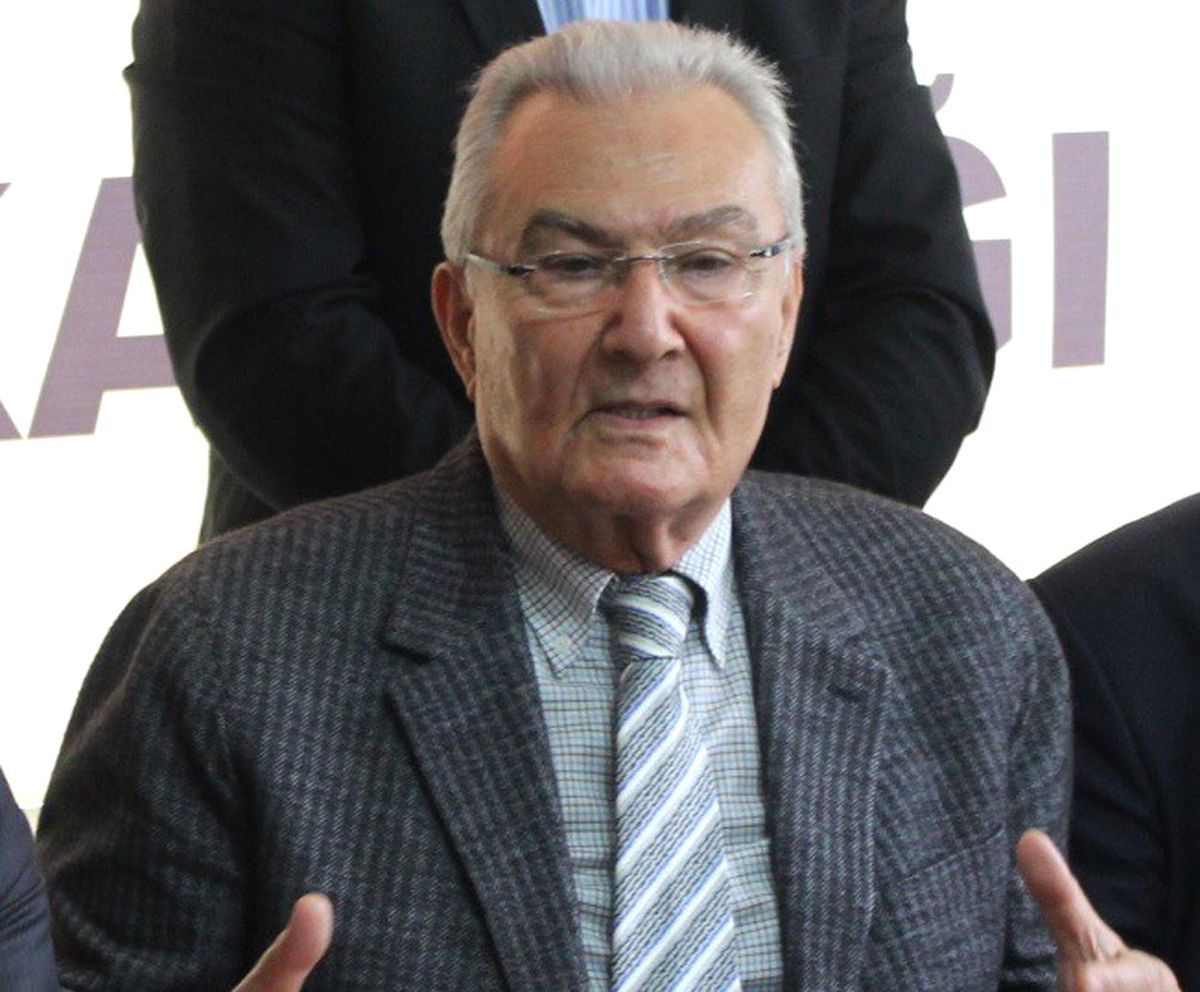 Deniz Baykal Yeniden Ameliyata Alındı