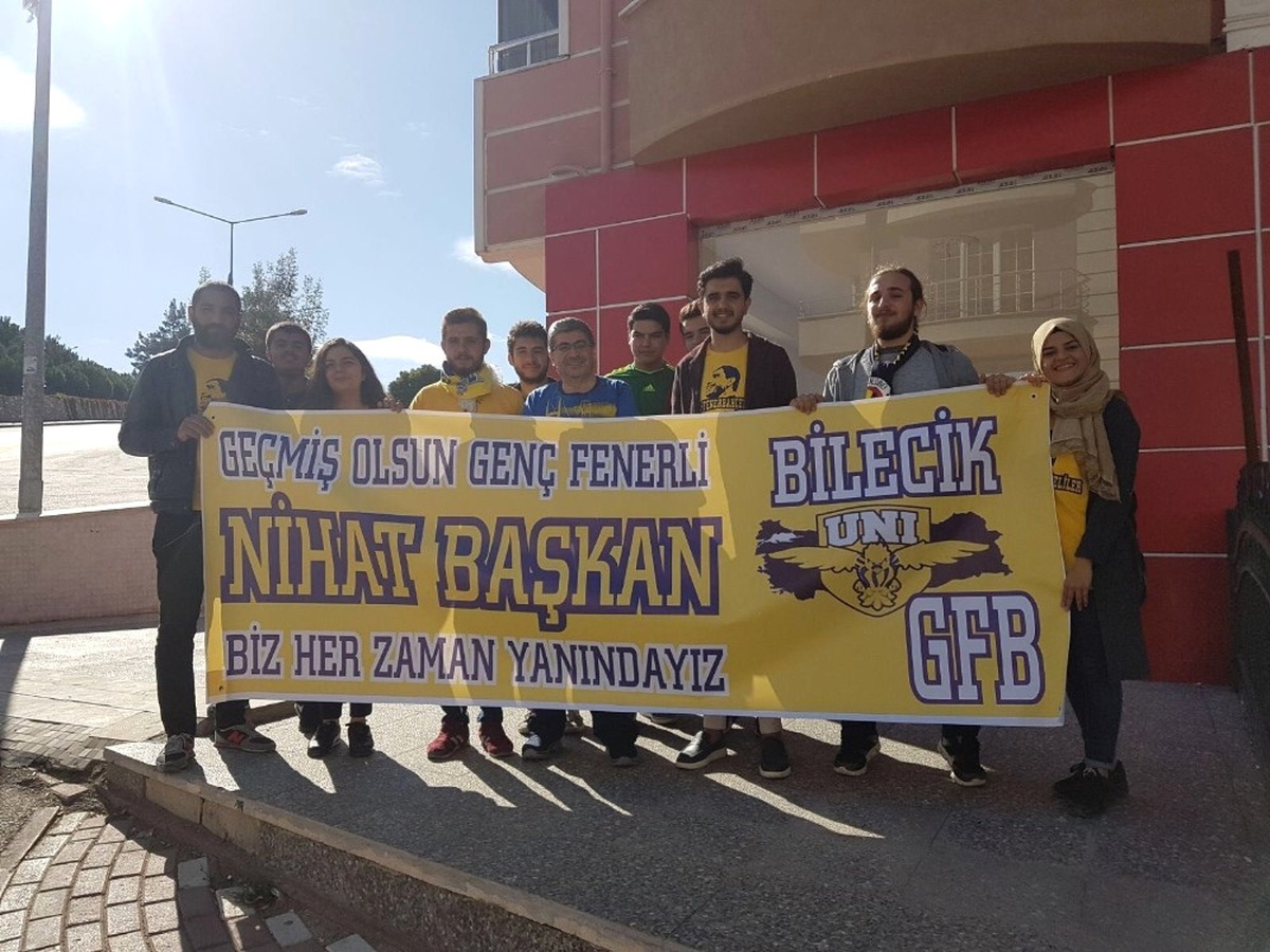 Futbol Taraftarınında \'Geçmiş Olsun\' Ziyareti Böyle Olur