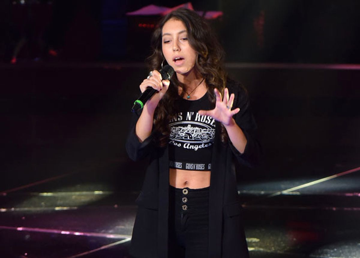 Hazal Sena Özdolanbay - Can\'t Help Falling İn Love