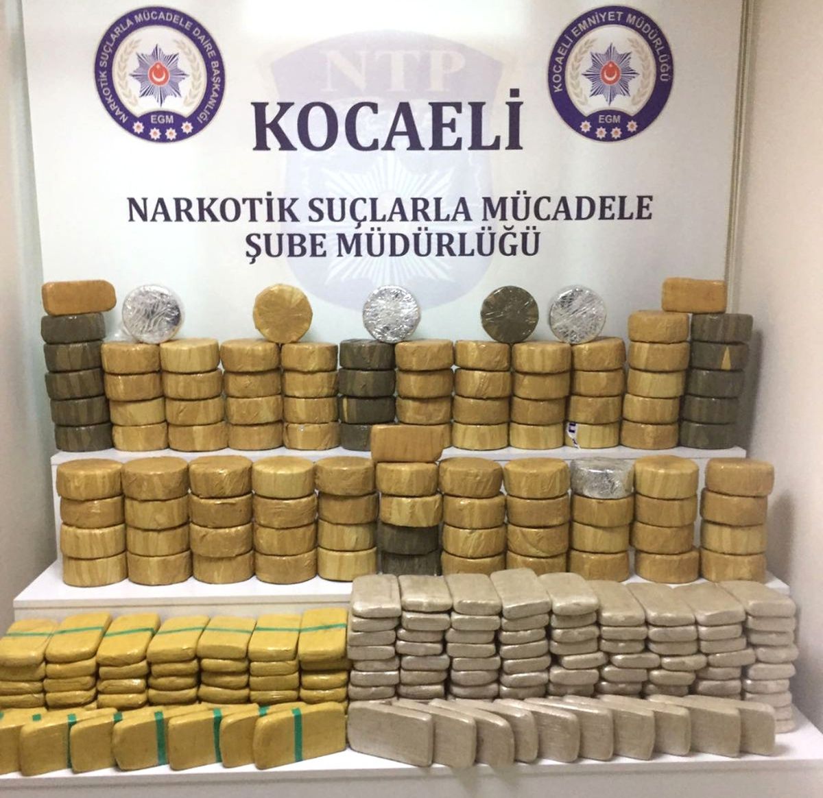 Hurma Kutularından 184 Kilogram Eroin Çıktı